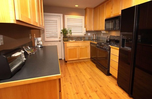 Freestone Casa | The Sonoma Cottage will be your home away from home, the perfect getaway spot!