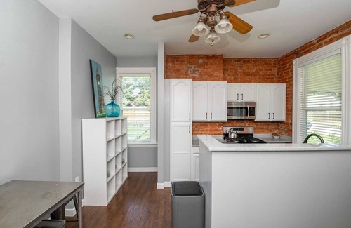 Southgate Casa | The Southgate Trolley House
