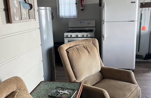 Perham Cabina | The Sportsman Cabin on Big Pine Lake! Sandy shore and amazing views await!