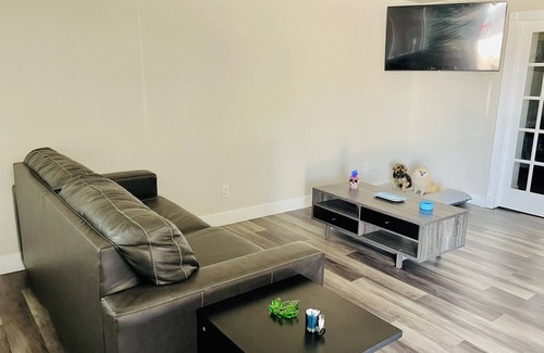 Villa Park Apartamento | The Spot on 6th near Downtown Denver!