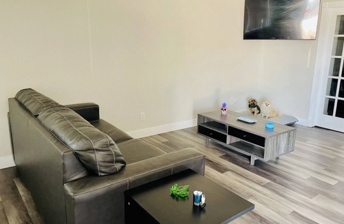 Villa Park Apartamento | The Spot on 6th near downtown Denver!