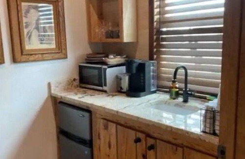 Folsom Apartamento | The Stables at Giddy Up Folsom Western A