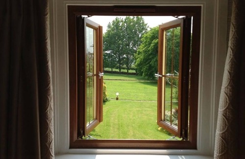 Easton Apartamento | Apartamento-Lujoso-Baño con ducha-Vista al campo-The Stables