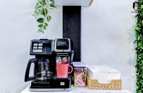 Downtown Memphis Apartamento | The Stallion #106 - Walk to Museums, Luxe Loft with free gated parking