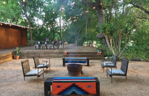 San Antonio Casa | The Steel Haus es un arquitecto diseñado Riverfront home