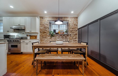 Stockton Casa | The Stone House in Downtown Stockton