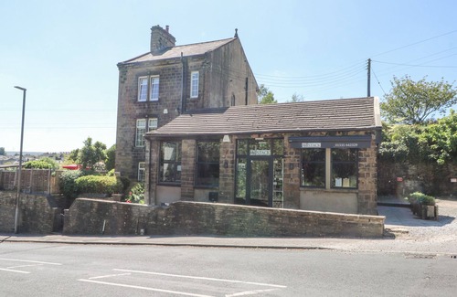 Oakworth Casa | The Stone Masons House