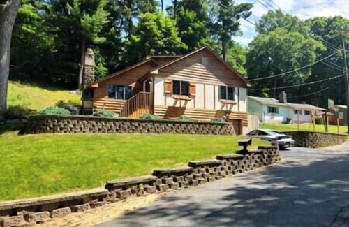 Lake Mohawk Casa | The Stonefire Cabin!