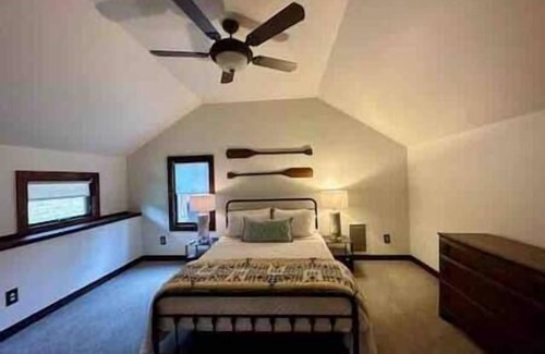 Lake Mohawk Casa | The Stonefire Cabin!