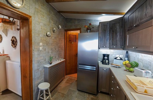 Keramidi Casa | The StoneHouse -Family sized house w/ great view that combines sea & village!