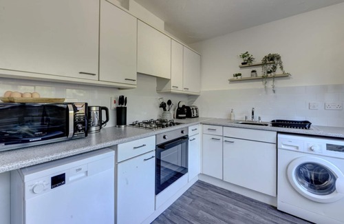 Bletchley Otro | The Studley | Calm & Executive House | Parking | eco-Short Term Let by SILVA