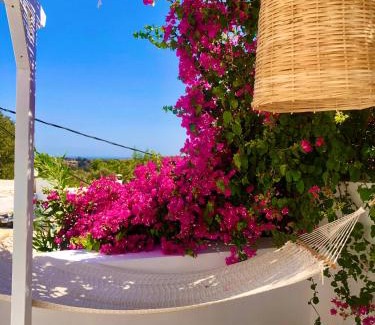 South Rhodes Casa | The Summer Pink House