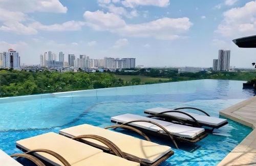 Thu Thiem Hotel | The Sun Avenue Rivera