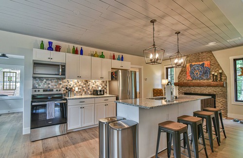 Black Mountain Casa | The Sunset House