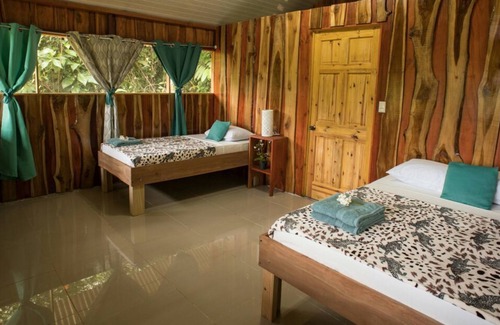 Bahía Drake Cabina | The Sunset Tucano Lodge