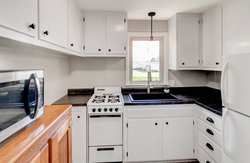 Washington Casa | The Sunshine Bungalow