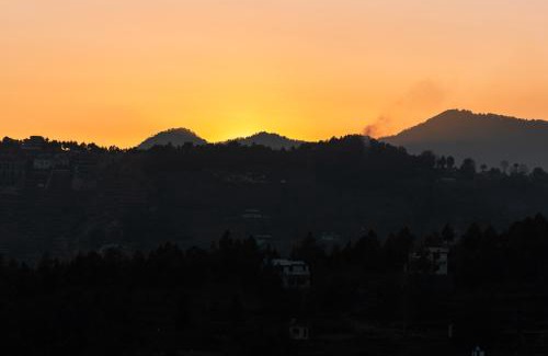 Mukteshwar Casa | The Tahoma Stays- Mukteshwar