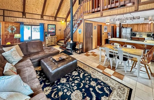 Wagon Wheel Apartamento | The Takeout Cottage .