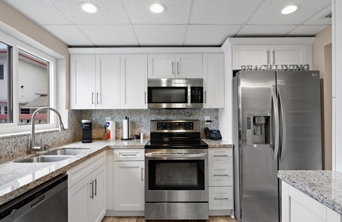 Hollywood Hotel | The Tel