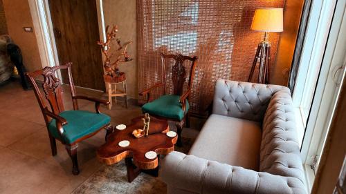 Chamba Complejo | The Terraces - Kanatal