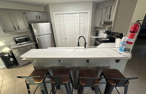 Flowood Casa | The Tiled Waters Retreat