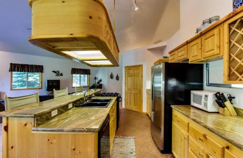 McCall Casa | The Timber Inn