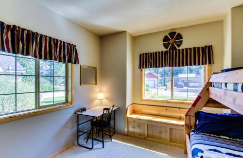 McCall Casa | The Timber Inn