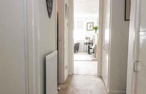 Melrose Casa | The Toll House