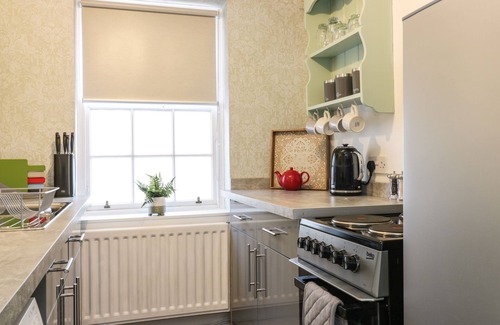Melrose Casa | THE TOLL HOUSE, pet friendly, character holiday cottage in Melrose