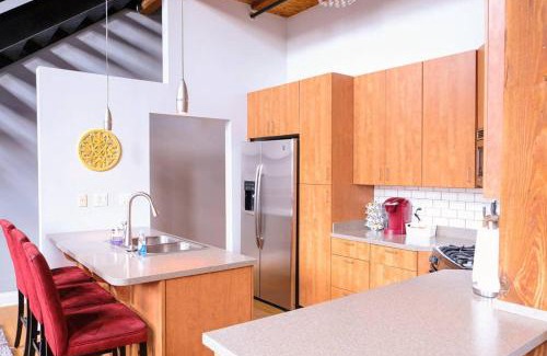 Wholesale District Apartamento | The Top Floor Penthouse 4 BR 3 Bath 2 000 Sq Ft