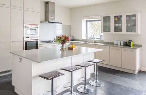 Salcombe Casa | The Tower - a luxury waterfront home, moments from the beach