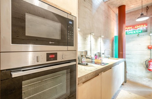 Pleasley Cabaña | THE TOWER, romantic, luxury holiday cottage in Bolsover
