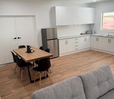 Renmark Casa | The Townhouse