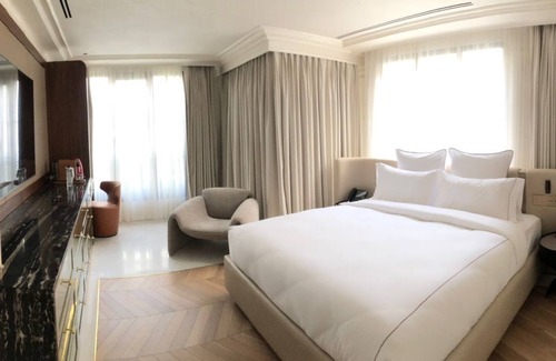 F-7 Sector Hotel | The Townhouse