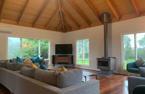 Cowes Casa | The Track House