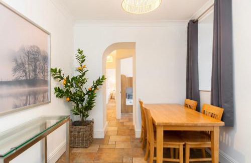 Port Talbot Apartamento | The TRAIL Special Apartment In Afan Forest Bike Park By StayStaycations