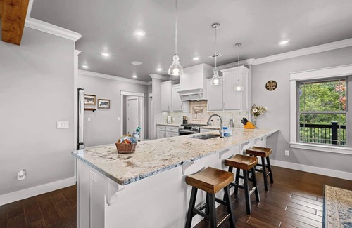 Garfield Casa | The Tree Top Serenity at Beaver Lake family