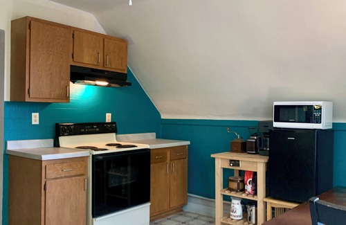 Cudahy Apartamento | The Treehouse