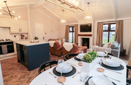 Swarland Cabaña | The Treeline