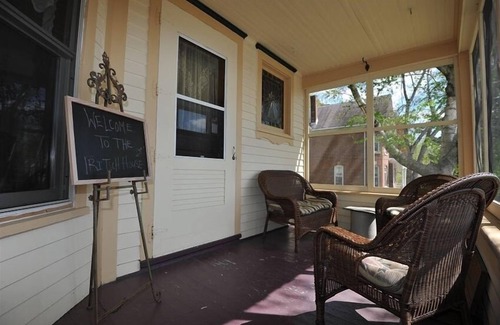 Alma Casa | Tritsch House B&B Bellamente restaurada Queen Anne Alma WI - Aire central