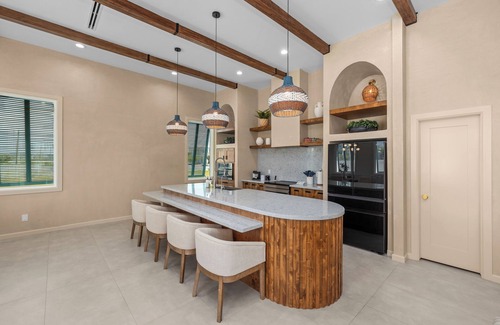 The Shores Casa | The Tropical Nomad Cottage – luxurious 3-bed, 3.5-bath Spanish-style cottage in South Padre Island