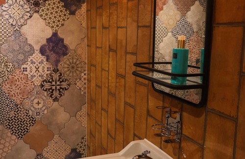 Exeter Hotel | The Turks Head