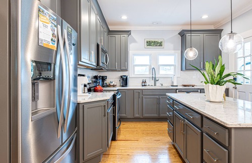 Knoxville Casa | *The Urban Island* South Knox Home w/ Huge Yard