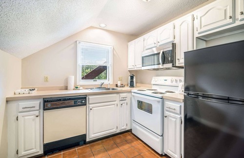 Waterville Valley Hotel | The Valley Inn, Ascend Hotel Collection