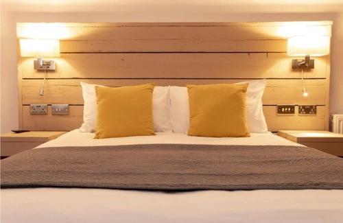 York Casa | The Vanguard - York Residence