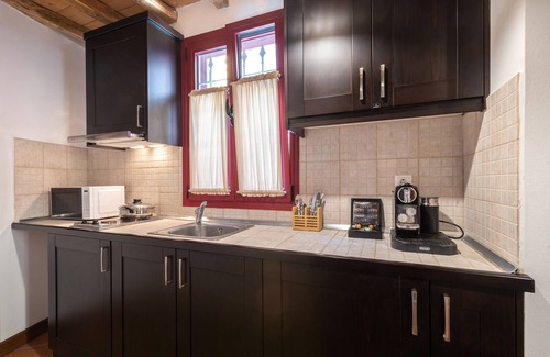 Varos Hotel | The Varos Residences Hotel