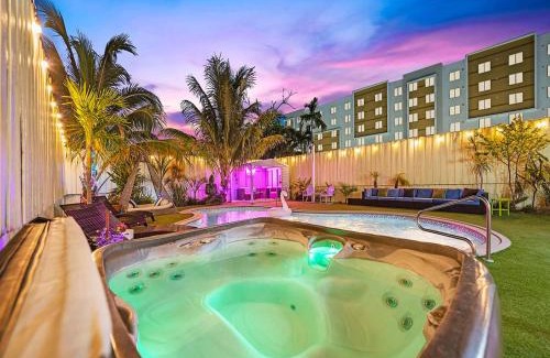 Allapattah Casa | The Velvet Palm Midtown Pool And Hot Tub