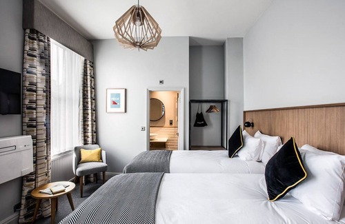 The Lane Hotel | The Victoria Inn