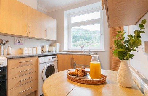 Port Talbot Apartamento | Richards Terrace 1 Bedroom Modern Apartment, capacidad para 3, a 1 milla de Cardiff Centr