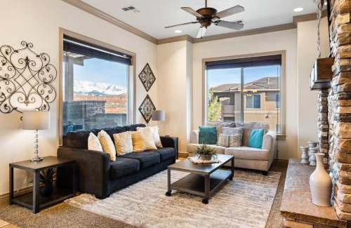 St. George Casa | The View - Resort Amenities & Epic Views